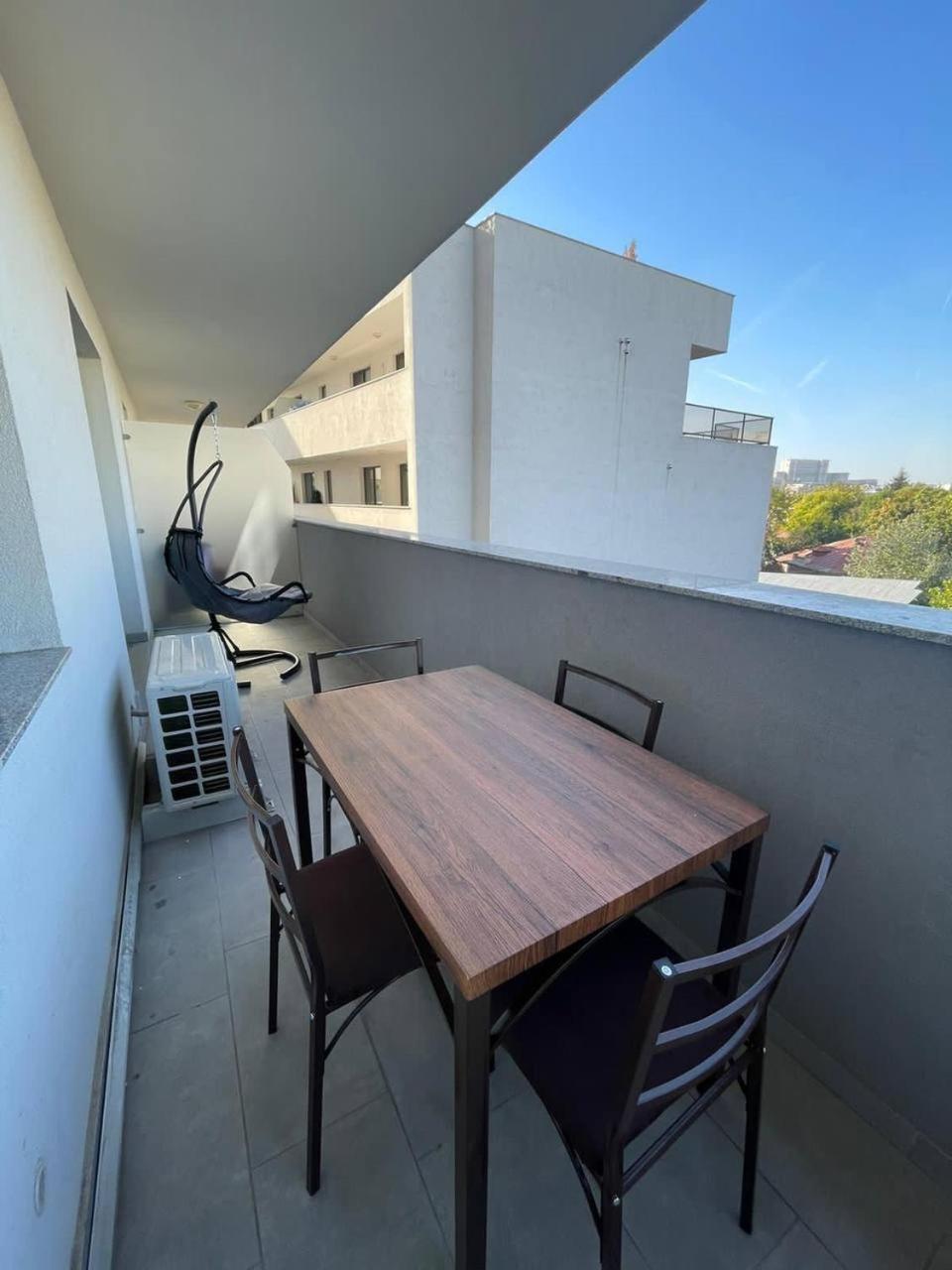 Carol New Building With Balcony Apartamento Bucareste Exterior foto